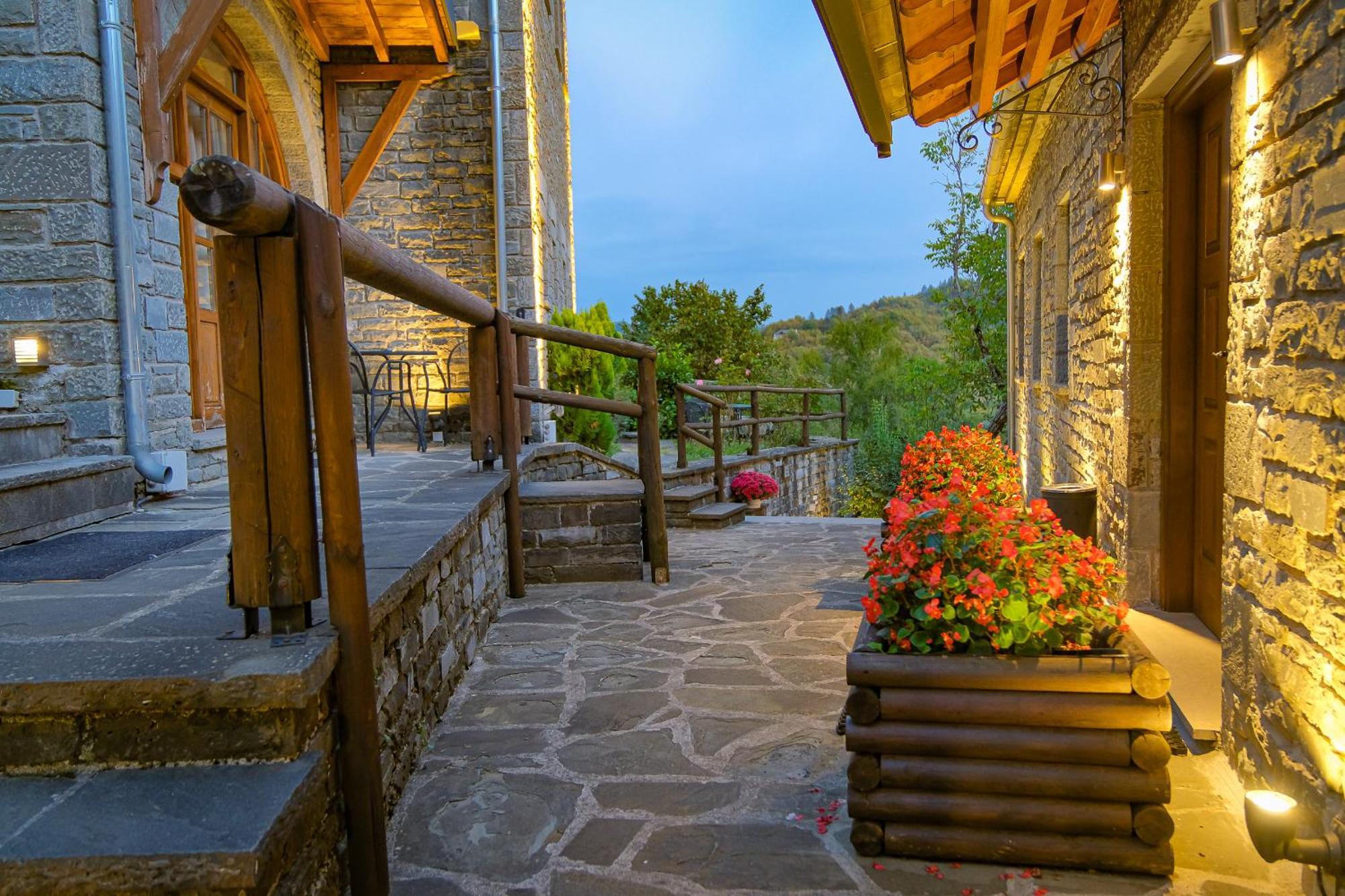 Kipi Mountain Resort Buitenkant foto