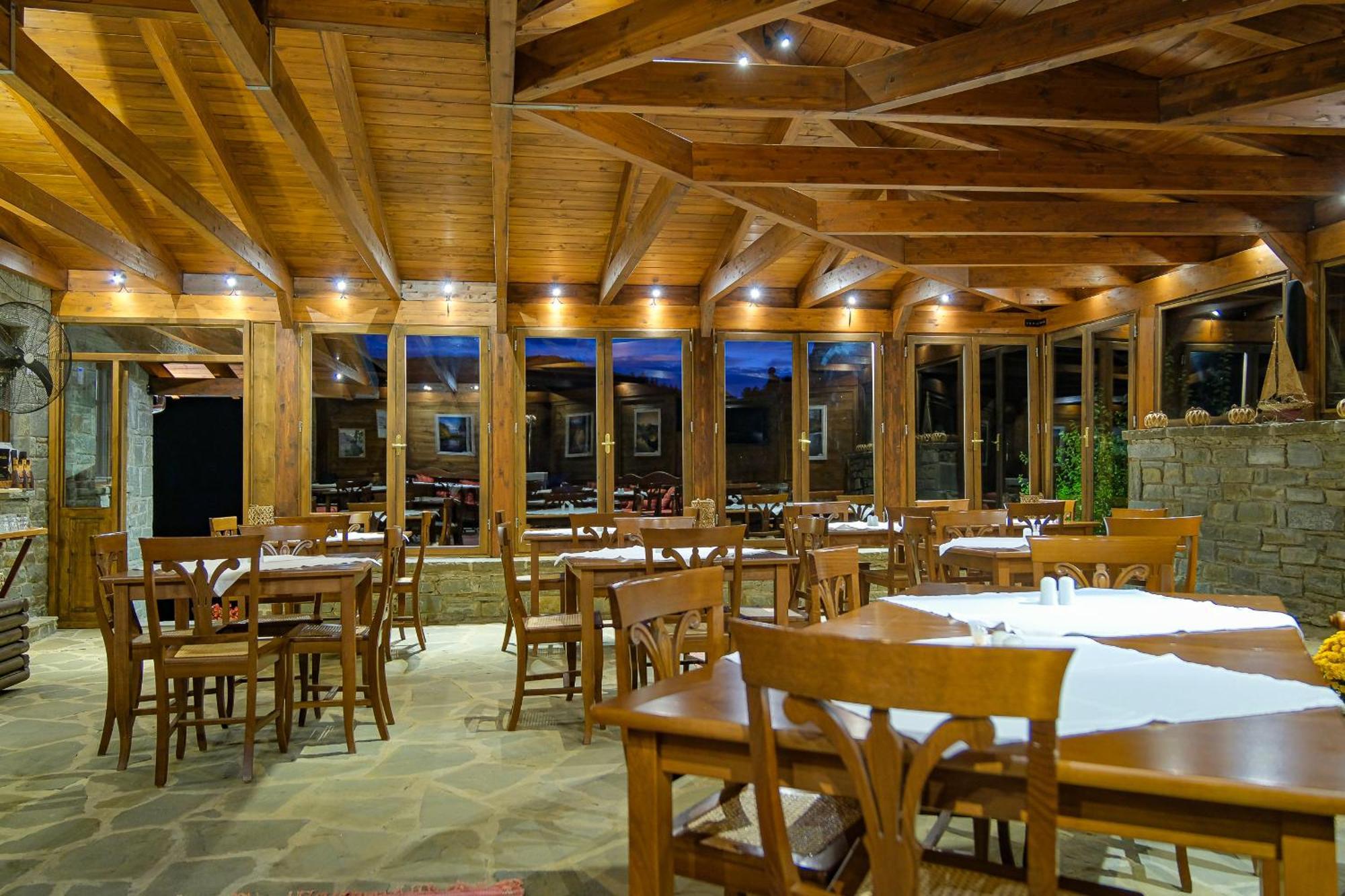 Kipi Mountain Resort Buitenkant foto
